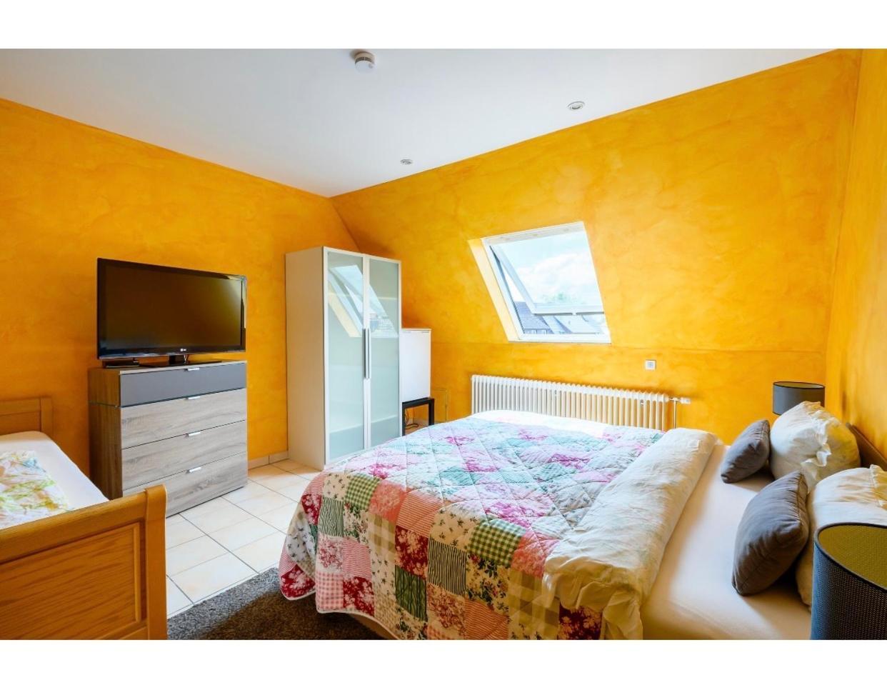 Hirschen Apartments Reute  Exteriör bild